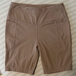 Mondetta Women's Performance + Luxury High Rise Ribbed Bike Shorts Size Small